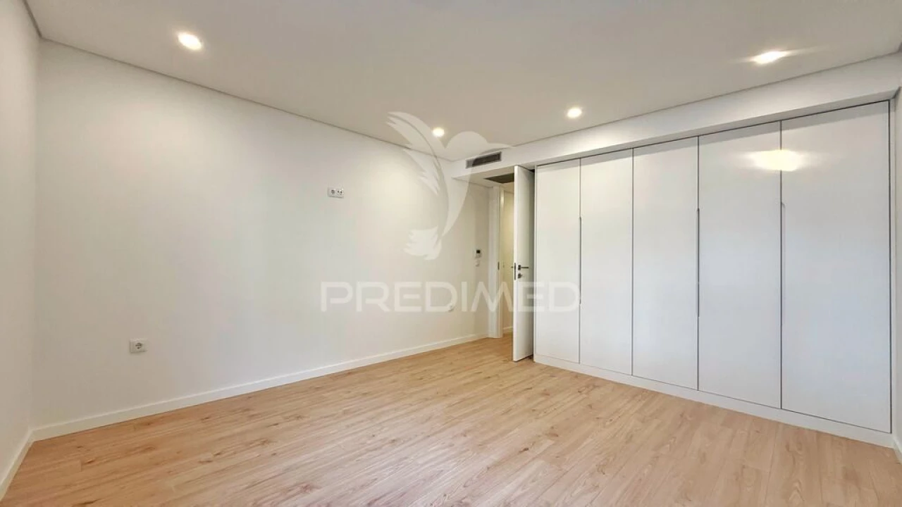 Apartamento T3 para Venda em Azurem Foto 7