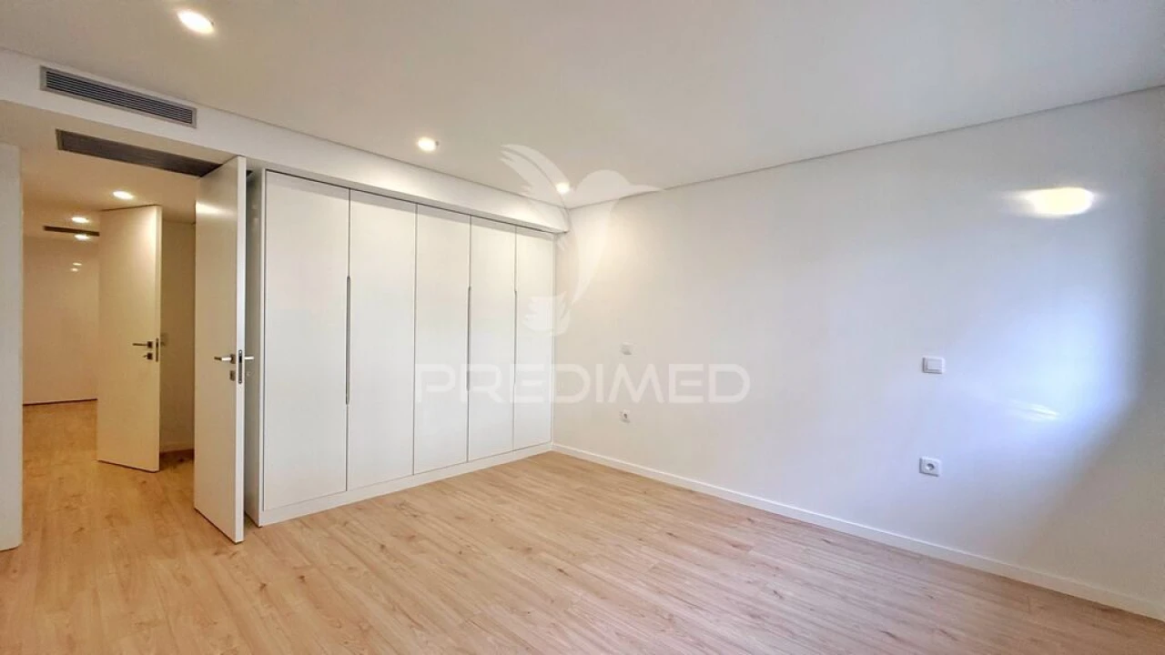 Apartamento T3 para Venda em Azurem Foto 6