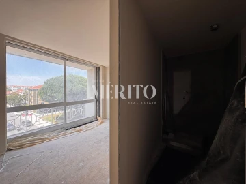 Apartamento T3 para Venda em Lordelo do Ouro e Massarelos