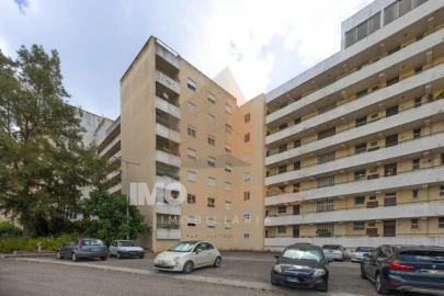 Apartamento T3 para Venda em Romeira e Várzea