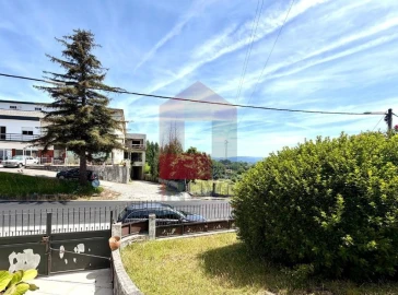 Moradia T3 para Venda em Cabanelas