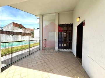 Moradia T3 para Venda em Cabanelas
