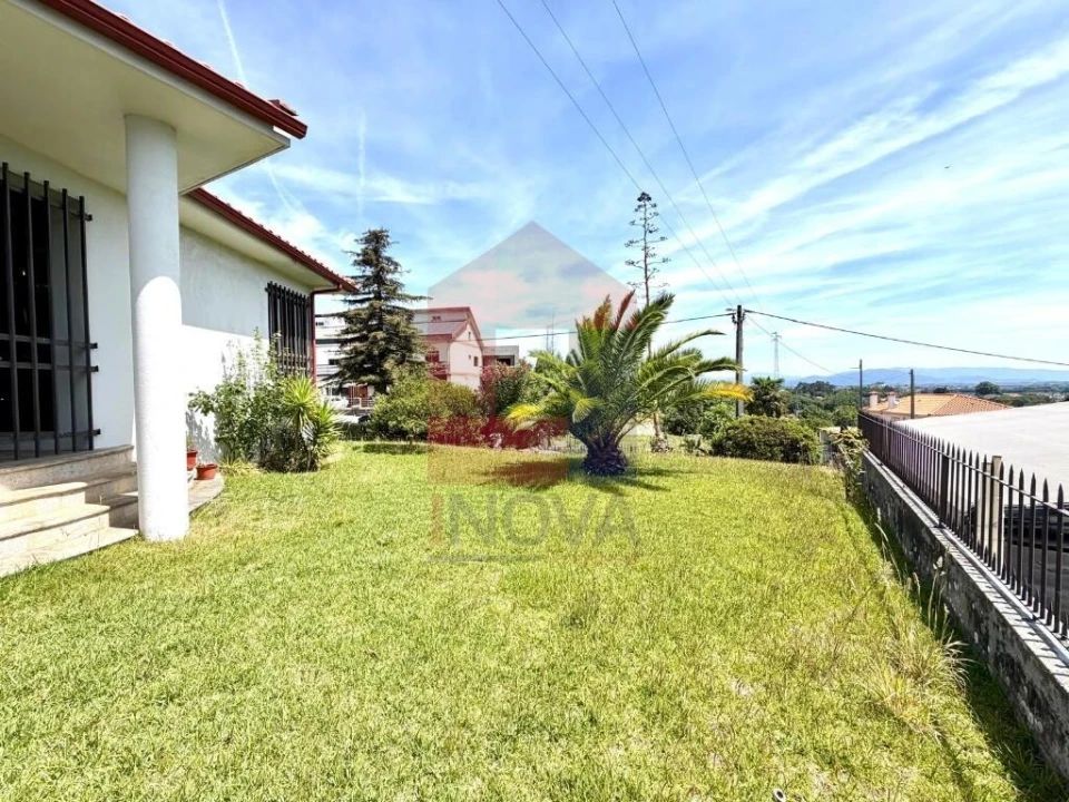 Moradia T3 para Venda em Cabanelas Foto 30
