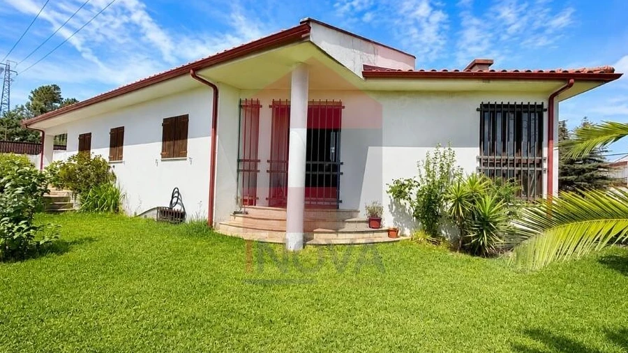 Moradia T3 para Venda em Cabanelas