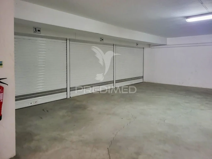 Garagem para Venda em Malagueira e Horta das Figueiras Foto 3