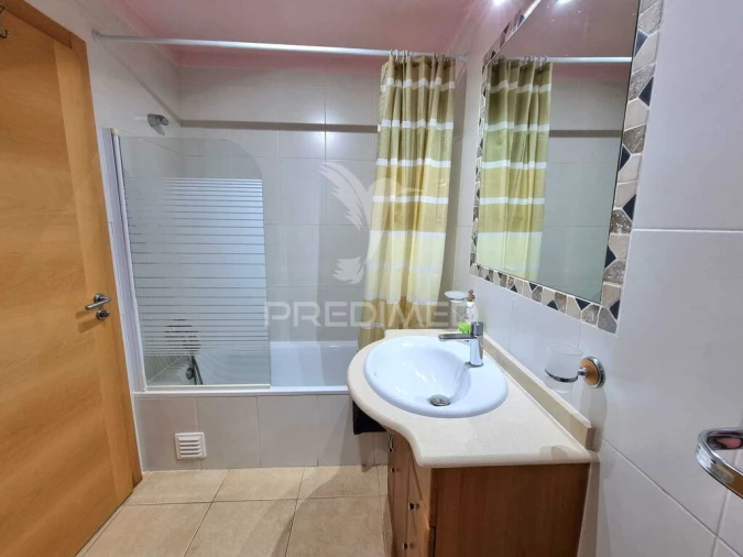 Apartamento T1 para Venda em Portimão Foto 14