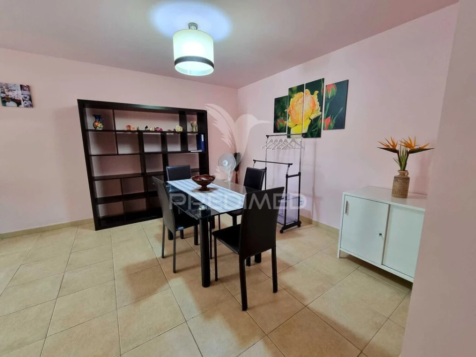 Apartamento T1 para Venda em Portimão Foto 4