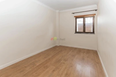 Apartamento T3 para Venda em Moita