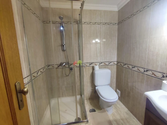 Apartamento T3 para Venda em Moita Foto 6