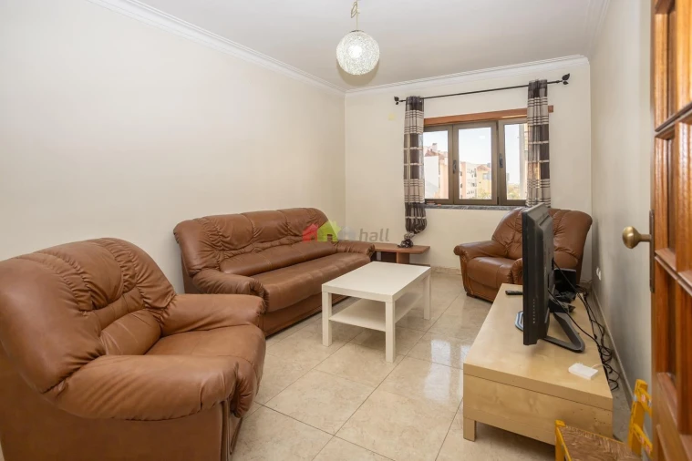 Apartamento T3 para Venda em Moita Foto 4