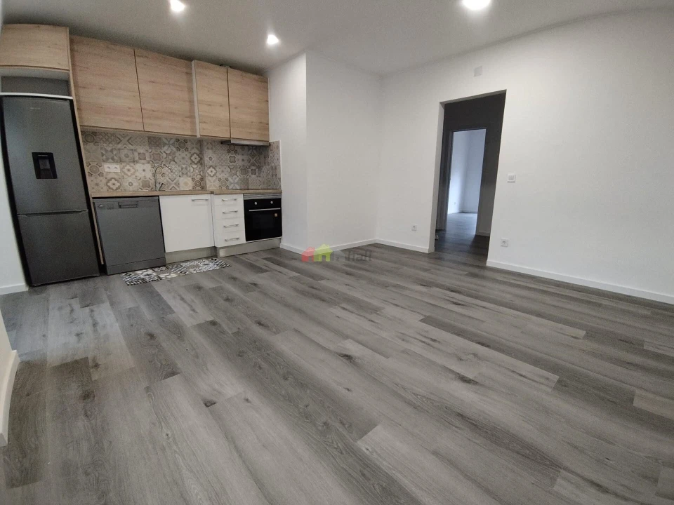 Apartamento T2 para Venda em Baixa da Banheira e Vale da Amoreira Foto 3