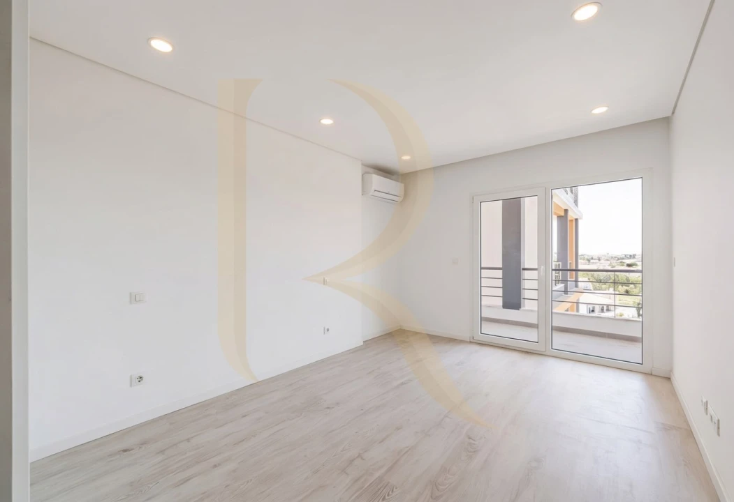 Apartamento T3 para Venda em Seixal, Arrentela e Aldeia de Paio Pires Foto 21