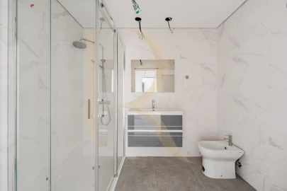 Apartamento T3 para Venda em Seixal, Arrentela e Aldeia de Paio Pires