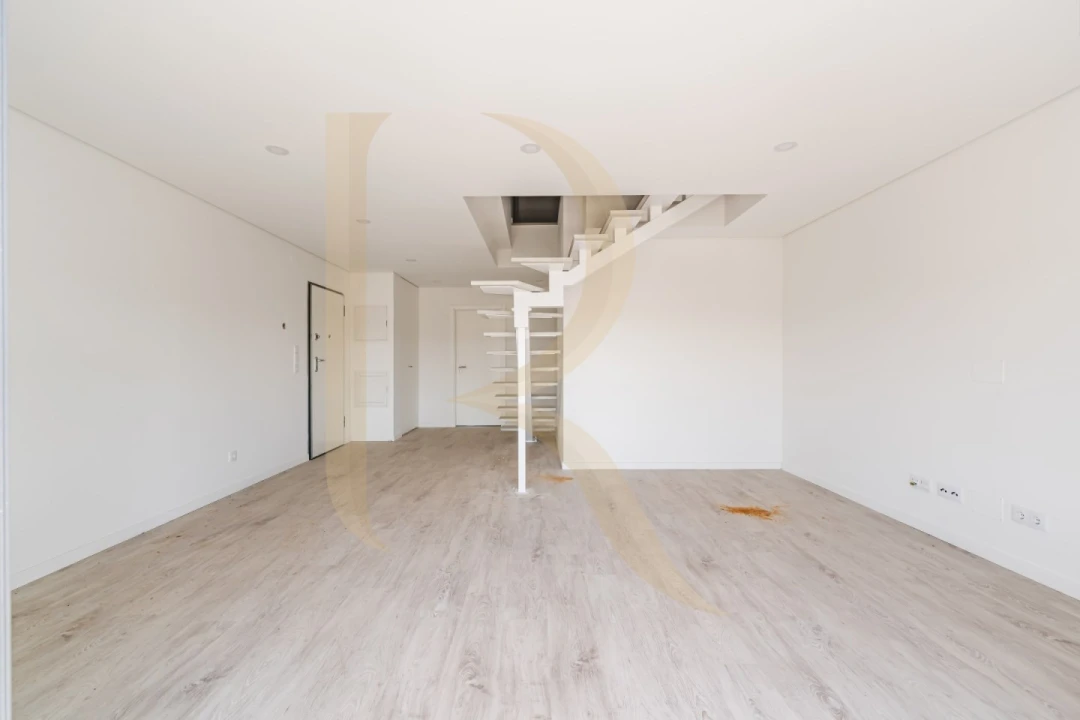 Apartamento T4 para Venda em Seixal, Arrentela e Aldeia de Paio Pires Foto 2