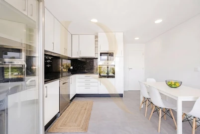 Apartamento T4 para Venda em Seixal, Arrentela e Aldeia de Paio Pires