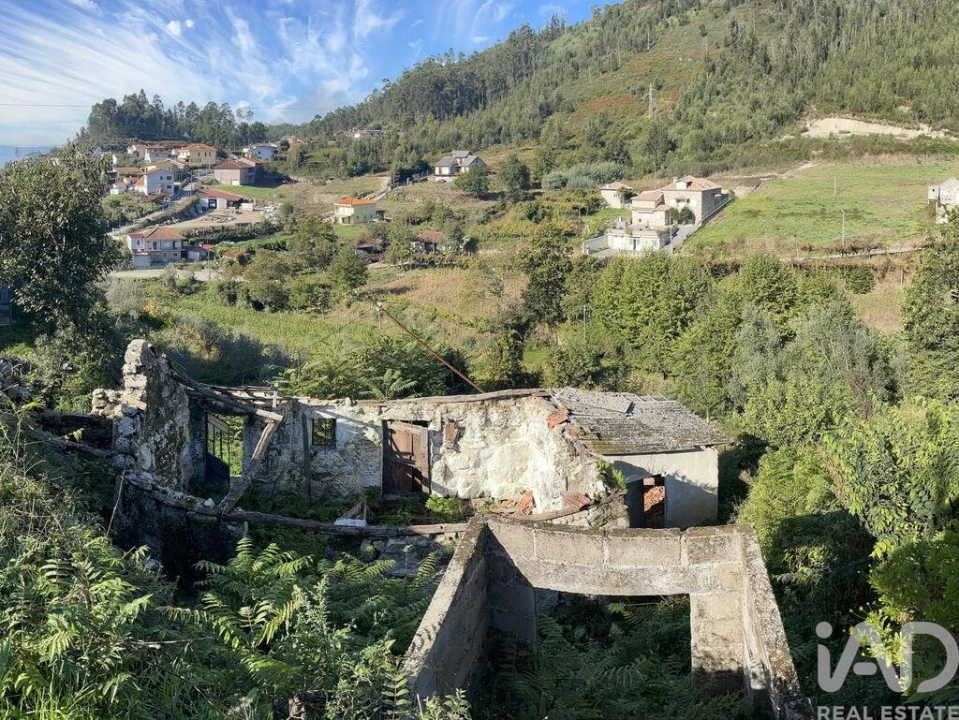 Terreno para Venda em Mancelos Foto 13