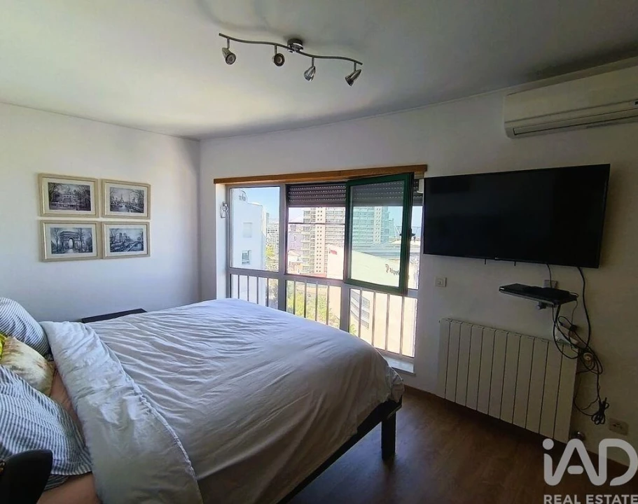 Apartamento T4 para Venda em Olivais Foto 5