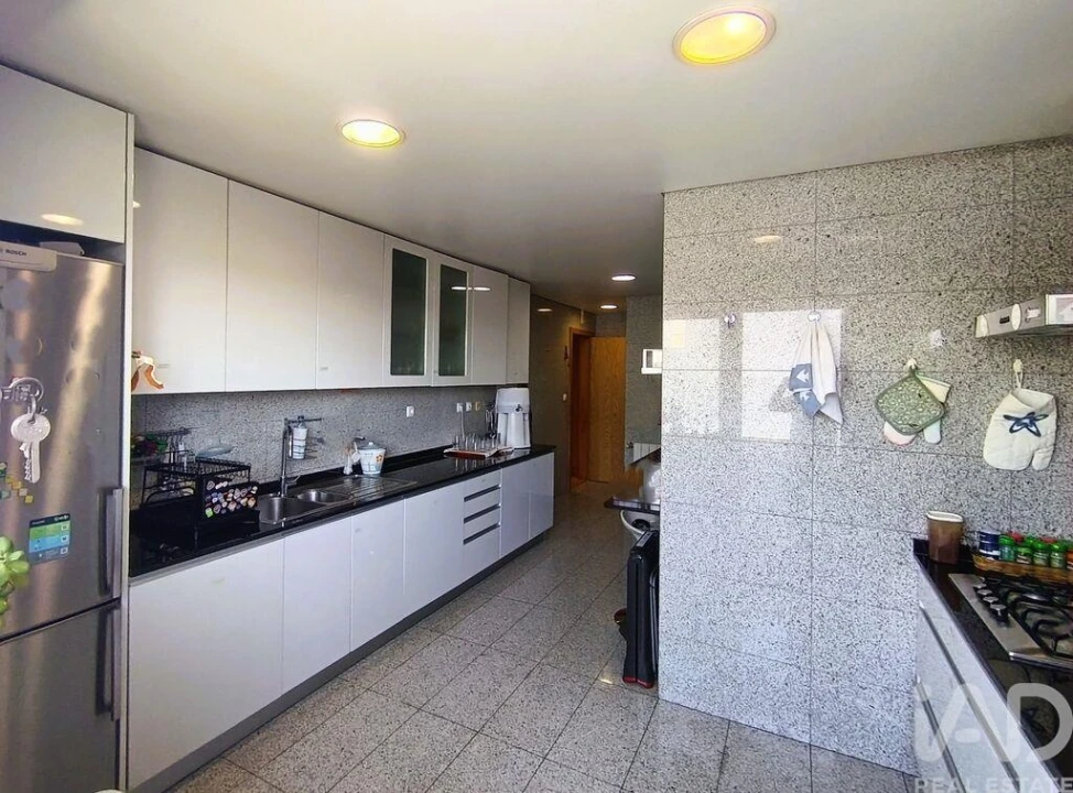 Apartamento T4 para Venda em Olivais Foto 24