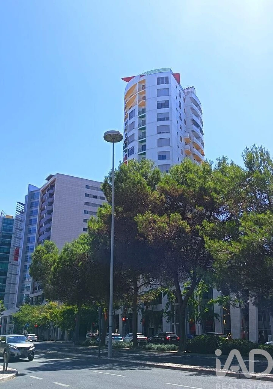Apartamento T4 para Venda em Olivais Foto 38