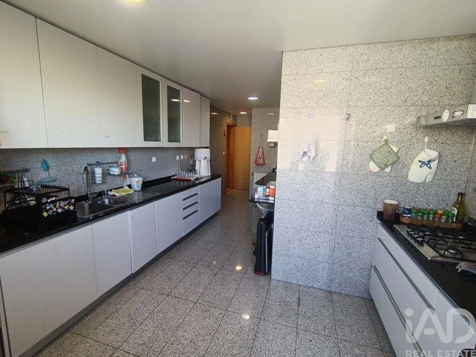 Apartamento T4 para Venda em Olivais Foto 24