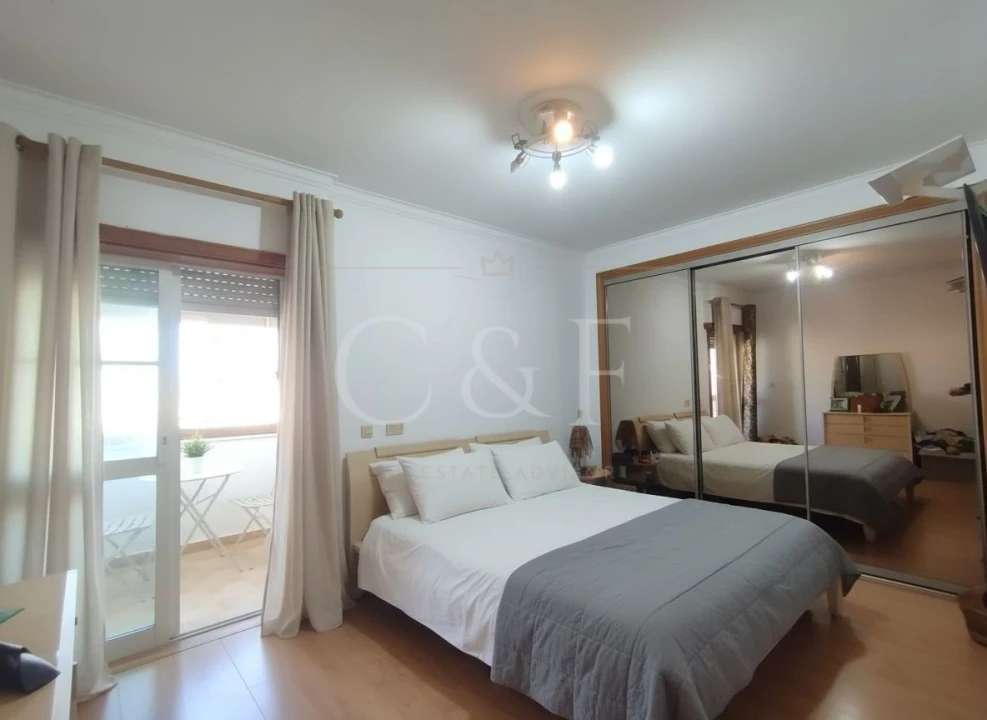 Apartamento T2 para Venda em Quinta do Conde Foto 6