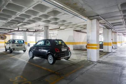 Apartamento T2 para Venda em Santo António dos Cavaleiros e Frielas