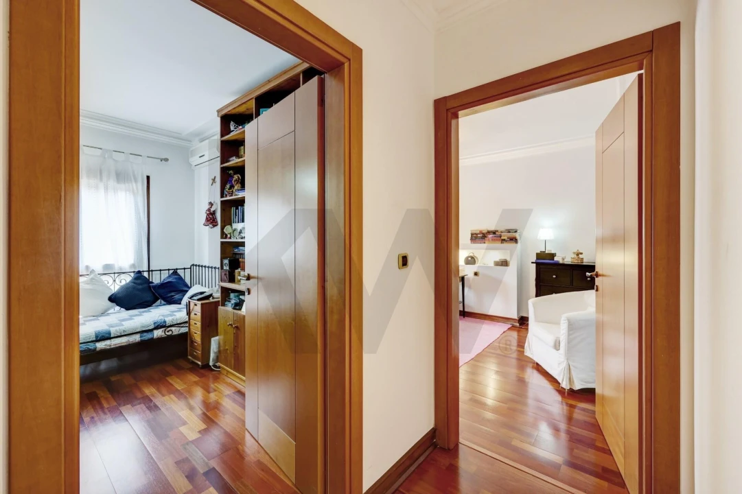 Apartamento T2 para Venda em Santo António dos Cavaleiros e Frielas Foto 19