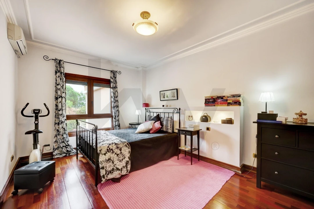 Apartamento T2 para Venda em Santo António dos Cavaleiros e Frielas Foto 20