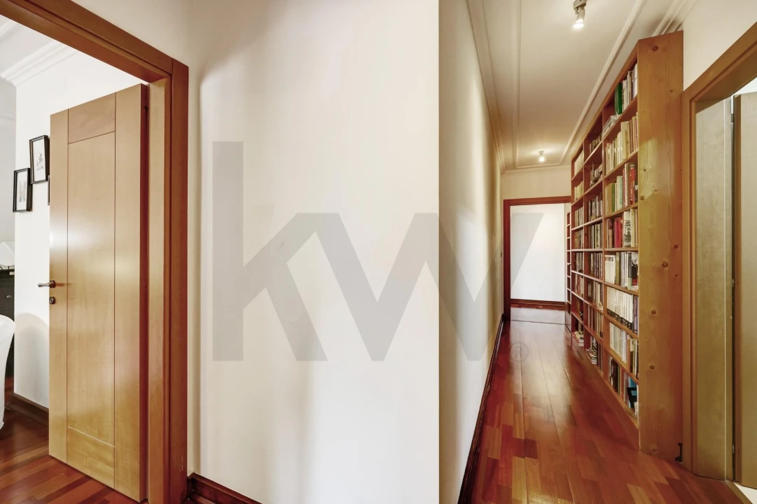 Apartamento T2 para Venda em Santo António dos Cavaleiros e Frielas Foto 14