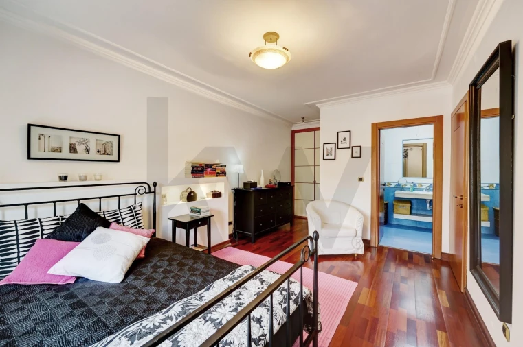 Apartamento T2 para Venda em Santo António dos Cavaleiros e Frielas Foto 21