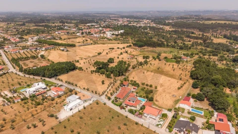 Moradia T3 para Venda em Tourais e Lajes