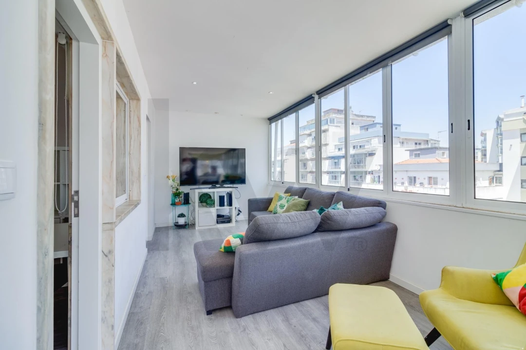 Apartamento T3 para Venda em Rio de Mouro Foto 7