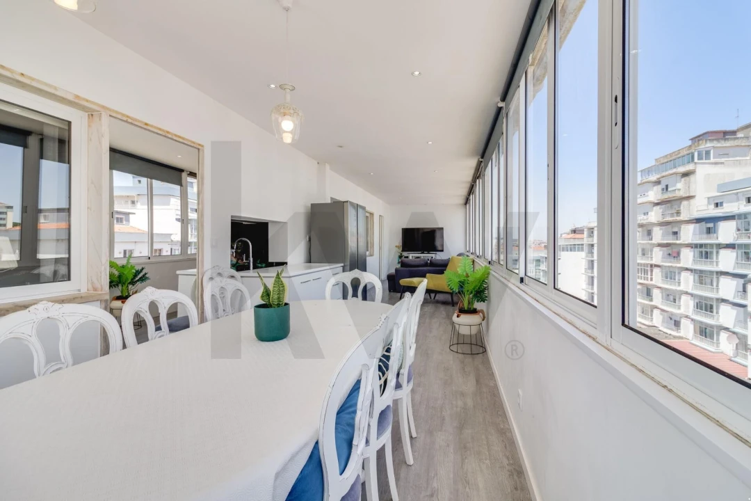 Apartamento T3 para Venda em Rio de Mouro Foto 6