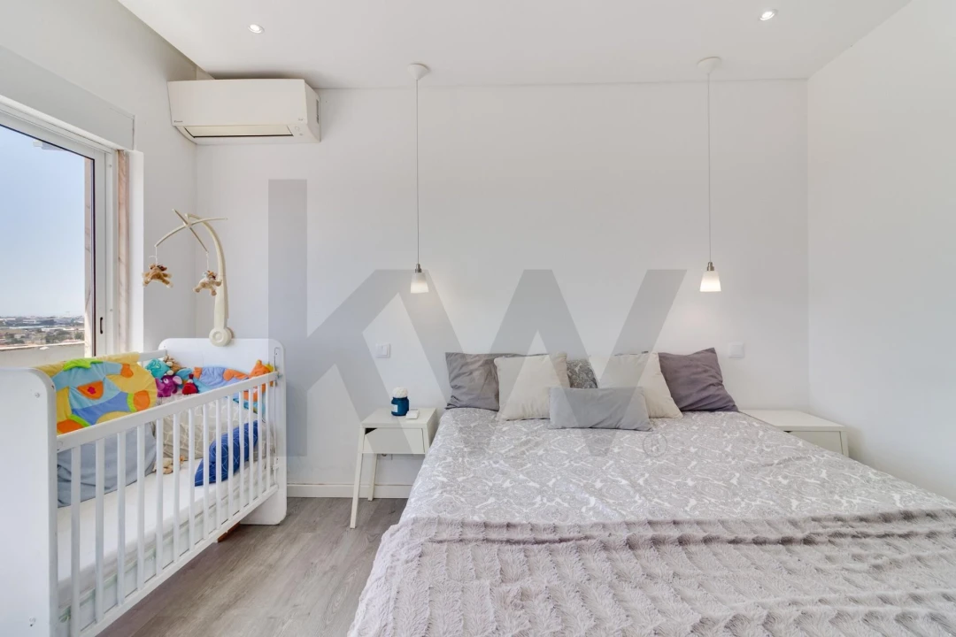 Apartamento T3 para Venda em Rio de Mouro Foto 26