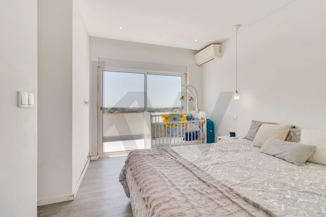 Apartamento T3 para Venda em Rio de Mouro Foto 28