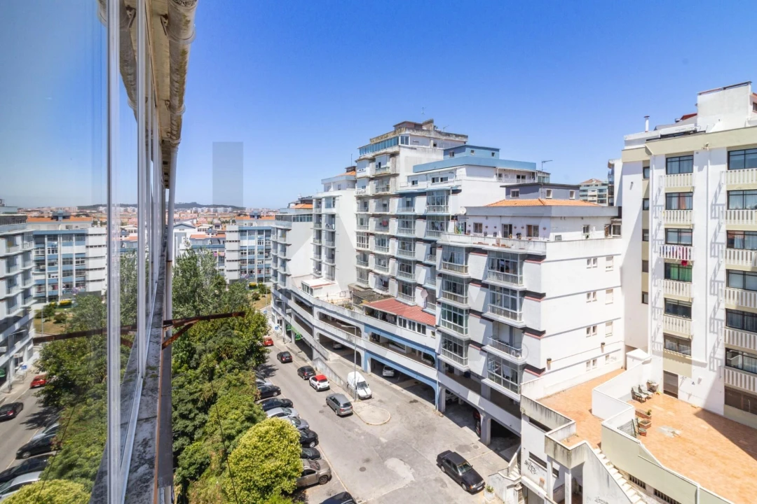 Apartamento T3 para Venda em Rio de Mouro Foto 14