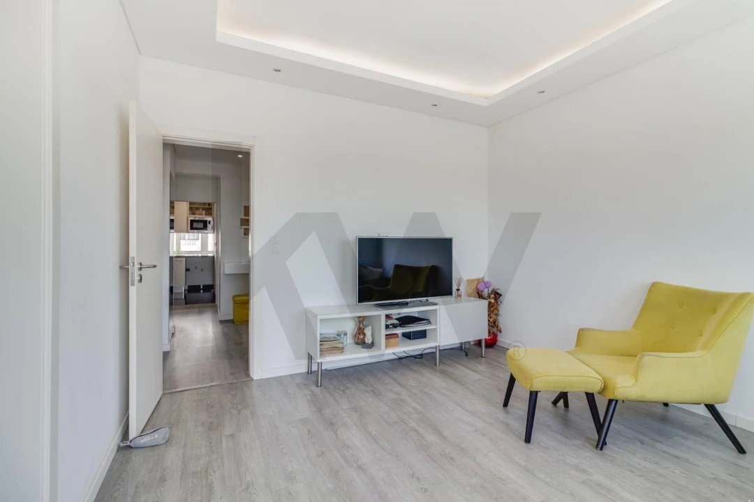 Apartamento T3 para Venda em Rio de Mouro Foto 22