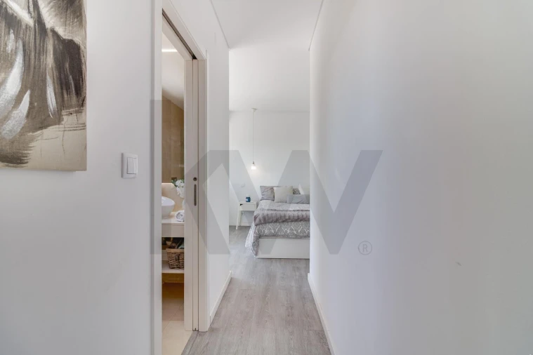 Apartamento T3 para Venda em Rio de Mouro Foto 23