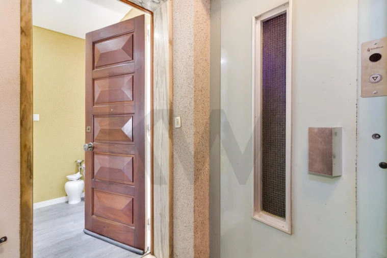 Apartamento T3 para Venda em Rio de Mouro Foto 37