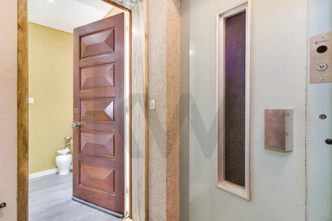 Apartamento T3 para Venda em Rio de Mouro Foto 37