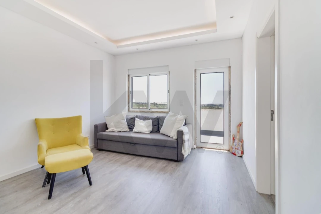 Apartamento T3 para Venda em Rio de Mouro Foto 21