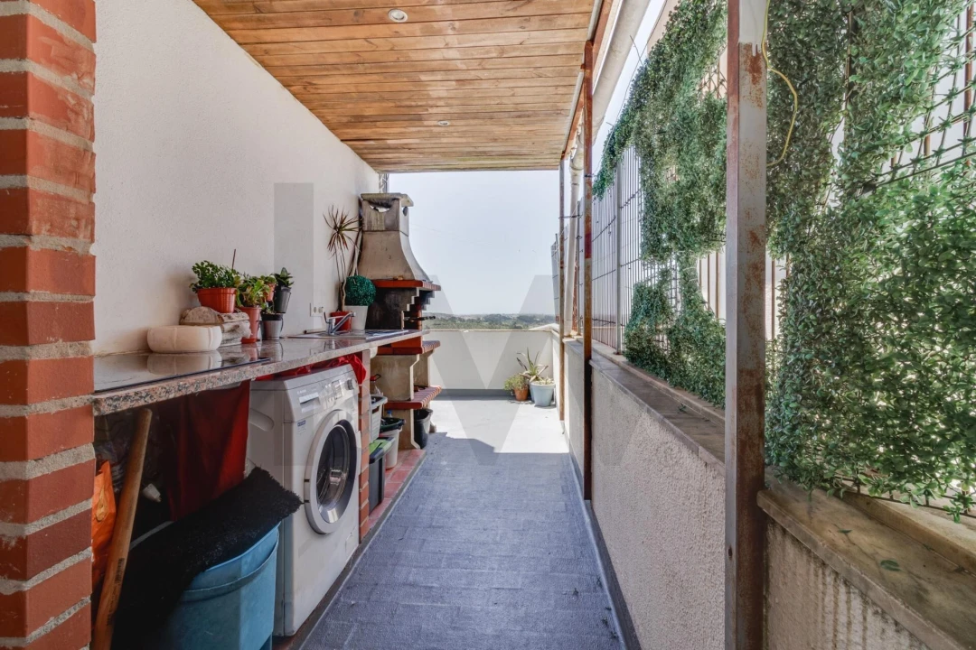 Apartamento T3 para Venda em Rio de Mouro Foto 34