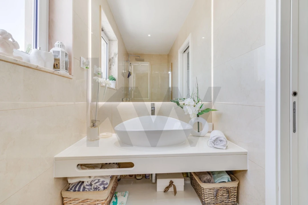 Apartamento T3 para Venda em Rio de Mouro Foto 24