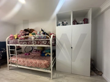 Moradia T2 para Venda em Igreja Nova e Cheleiros