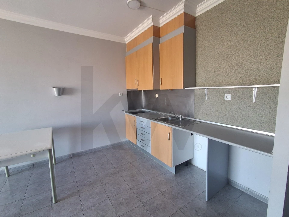Apartamento T1 para Venda em Ericeira Foto 23