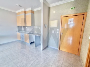 Apartamento T1 para Venda em Ericeira
