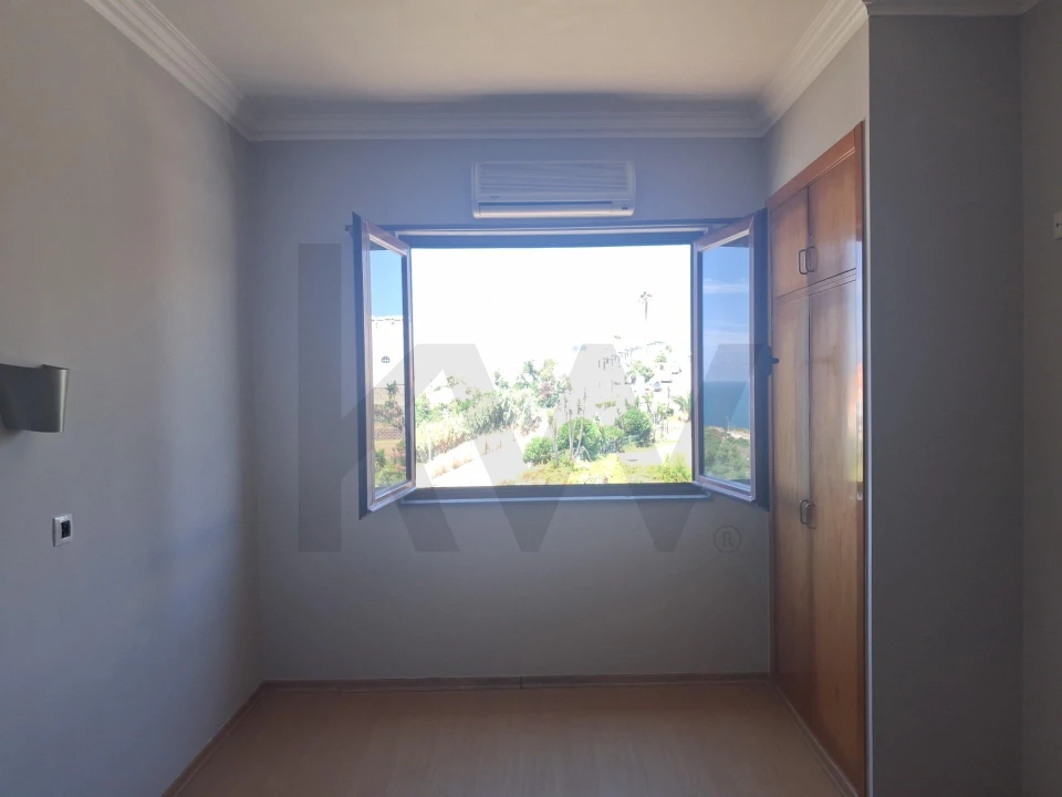 Apartamento T1 para Venda em Ericeira Foto 12