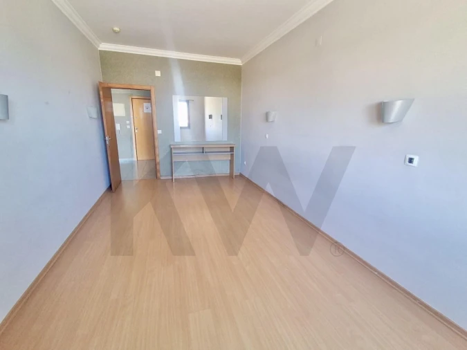Apartamento T1 para Venda em Ericeira Foto 42
