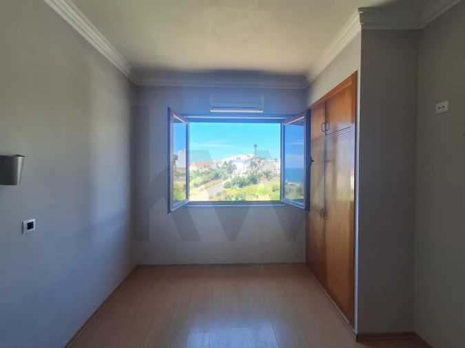 Apartamento T1 para Venda em Ericeira Foto 11