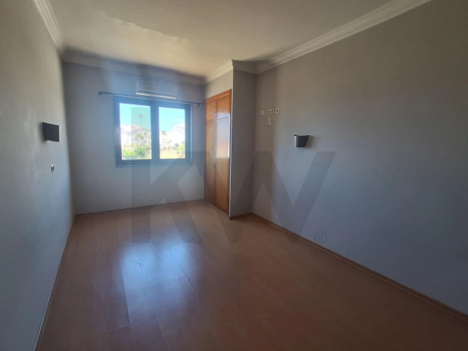 Apartamento T1 para Venda em Ericeira Foto 14
